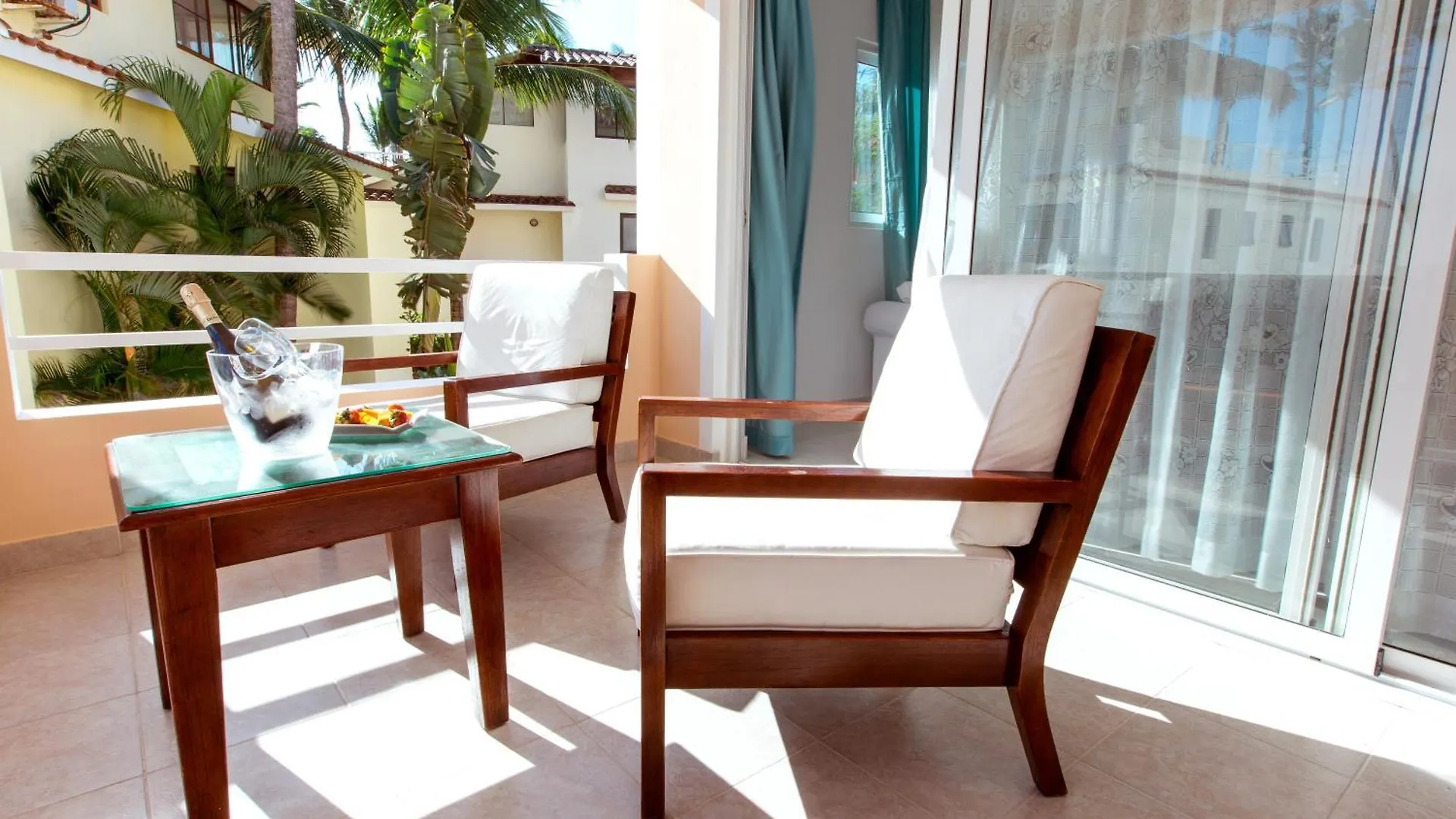 Hotel Aventura Villas Los Corales Beach And Spa Punta Cana